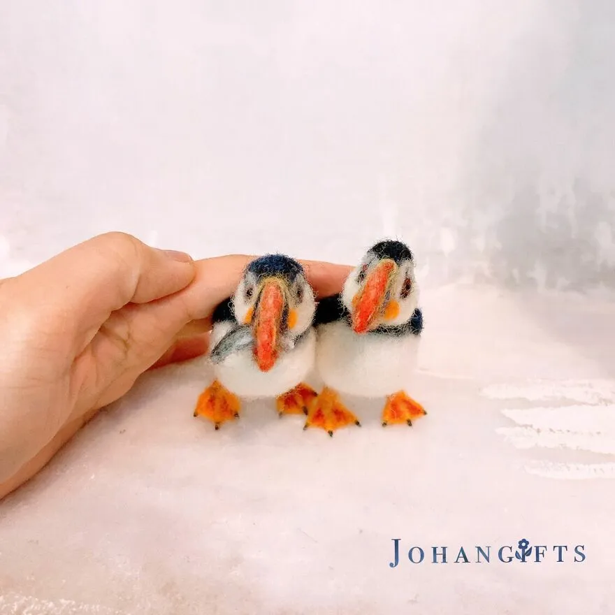 Un artiste réalise d'adorables animaux en feutre un artiste realise dadorables animaux en feutre 8 macareux moine un-artiste-realise-dadorables-animaux-en-feutre-8-macareux-moine.