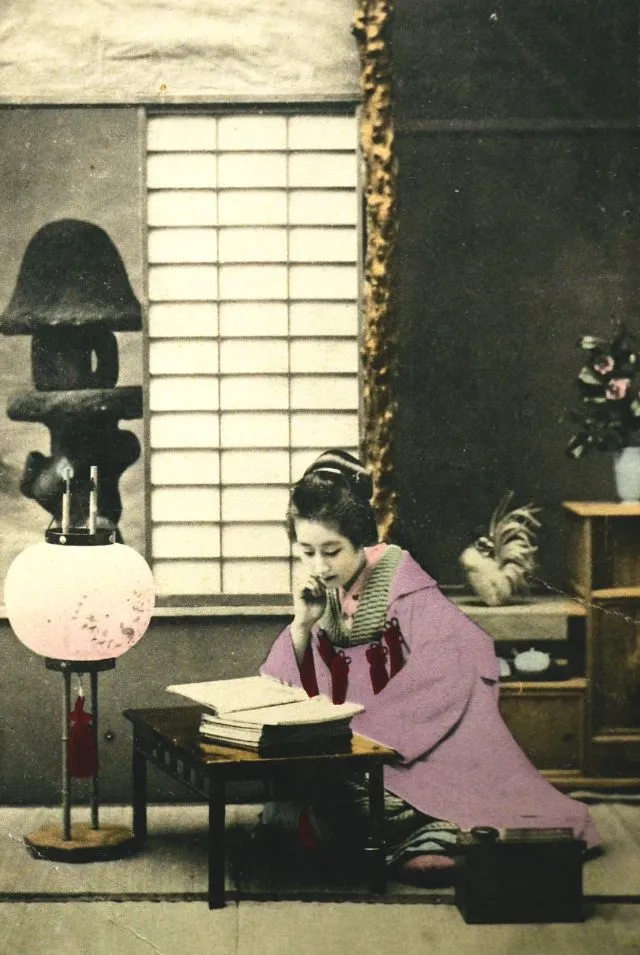 30 photos coloriées à la main de Ponta et Oen, deux geishas célèbres de la fin des années 1890 30 photos coloriees a la main de ponta et oen deux geishas celebres de la fin des annees 1890 17 30-photos-coloriees-a-la-main-de-ponta-et-oen-deux-geishas-celebres-de-la-fin-des-annees-1890-17