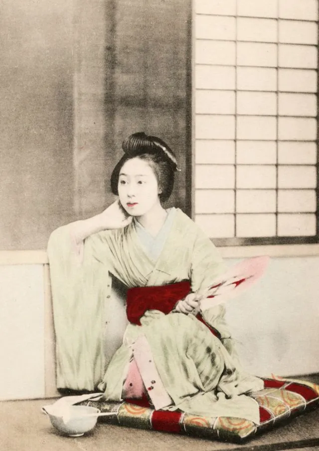 30 photos coloriées à la main de Ponta et Oen, deux geishas célèbres de la fin des années 1890 30 photos coloriees a la main de ponta et oen deux geishas celebres de la fin des annees 1890 19 30-photos-coloriees-a-la-main-de-ponta-et-oen-deux-geishas-celebres-de-la-fin-des-annees-1890-19