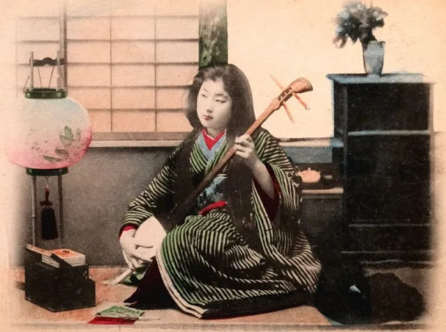 30 photos coloriées à la main de Ponta et Oen, deux geishas célèbres de la fin des années 1890 30 photos coloriees a la main de ponta et oen deux geishas celebres de la fin des annees 1890 29 30-photos-coloriees-a-la-main-de-ponta-et-oen-deux-geishas-celebres-de-la-fin-des-annees-1890-29