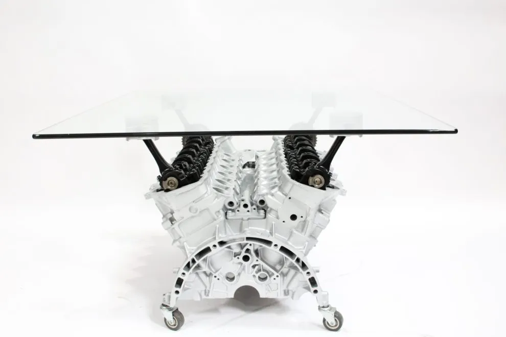 Un moteur en table de salon un moteur en table de salon mercedes benz m275 v12 8 un-moteur-en-table-de-salon-mercedes-benz-m275-v12-8