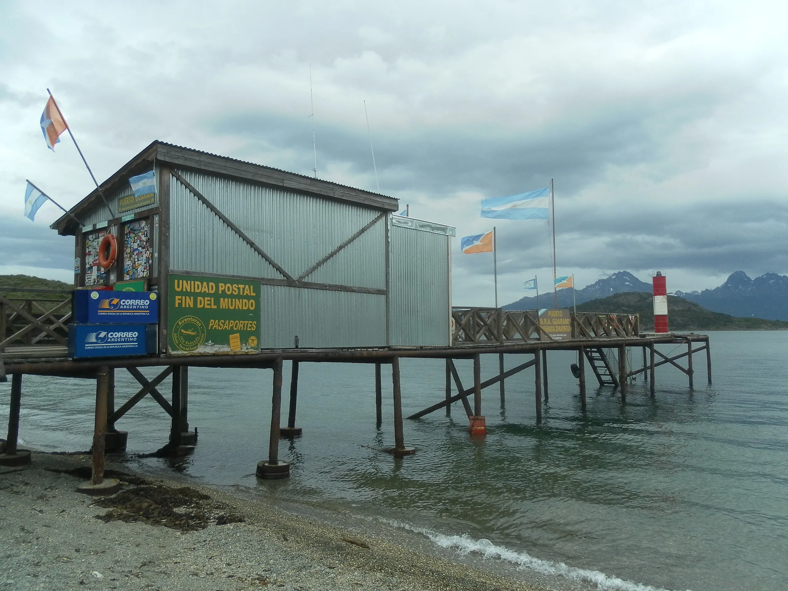 Postal del Fin del Mundo, le bureau de poste de la fin du monde postal del fin del mundo le bureau de poste de la fin du monde ushuaia argentine 3 postal-del-fin-del-mundo-le-bureau-de-poste-de-la-fin-du-monde-ushuaia-argentine-3.