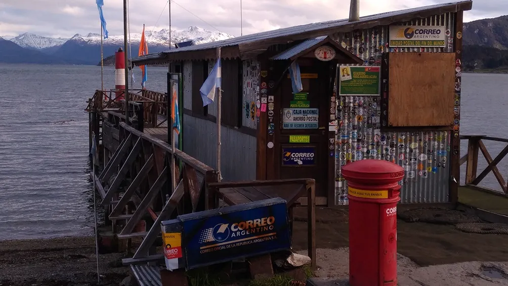 Postal del Fin del Mundo, le bureau de poste de la fin du monde postal del fin del mundo le bureau de poste de la fin du monde ushuaia argentine 8 postal-del-fin-del-mundo-le-bureau-de-poste-de-la-fin-du-monde-ushuaia-argentine-8