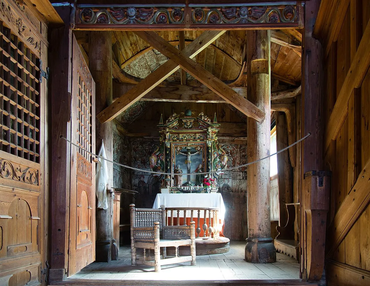 L'église de Urnes, plus vieille église viking de Norvège eglise de urnes plus vieille eglise viking de norvege 6 eglise-de-urnes-plus-vieille-eglise-viking-de-norvege-6