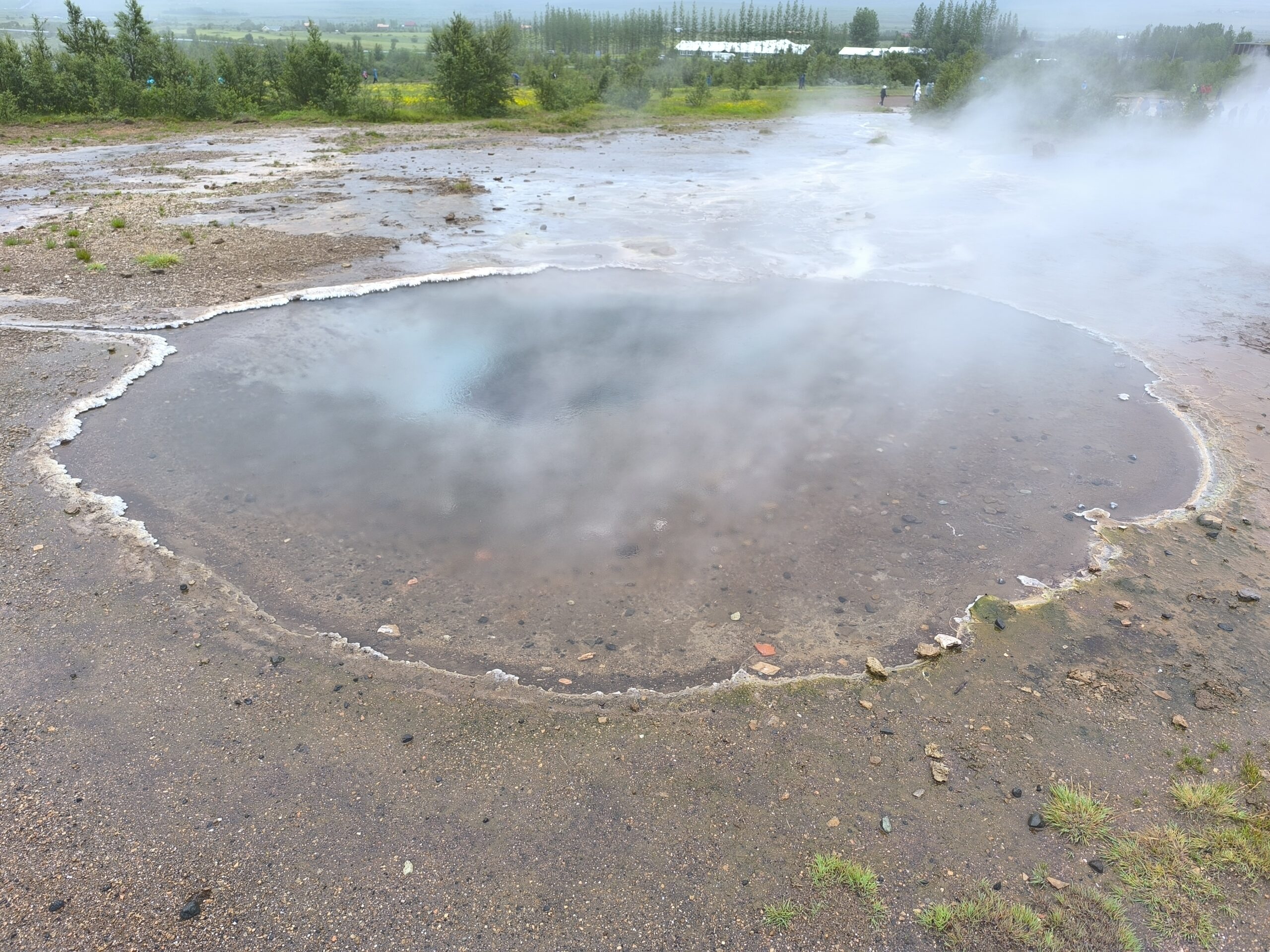 Geysir, geyser du Cercle d'Or islandais geysir geyser du cercle dor islandais 2 scaled geysir-geyser-du-cercle-dor-islandais-2