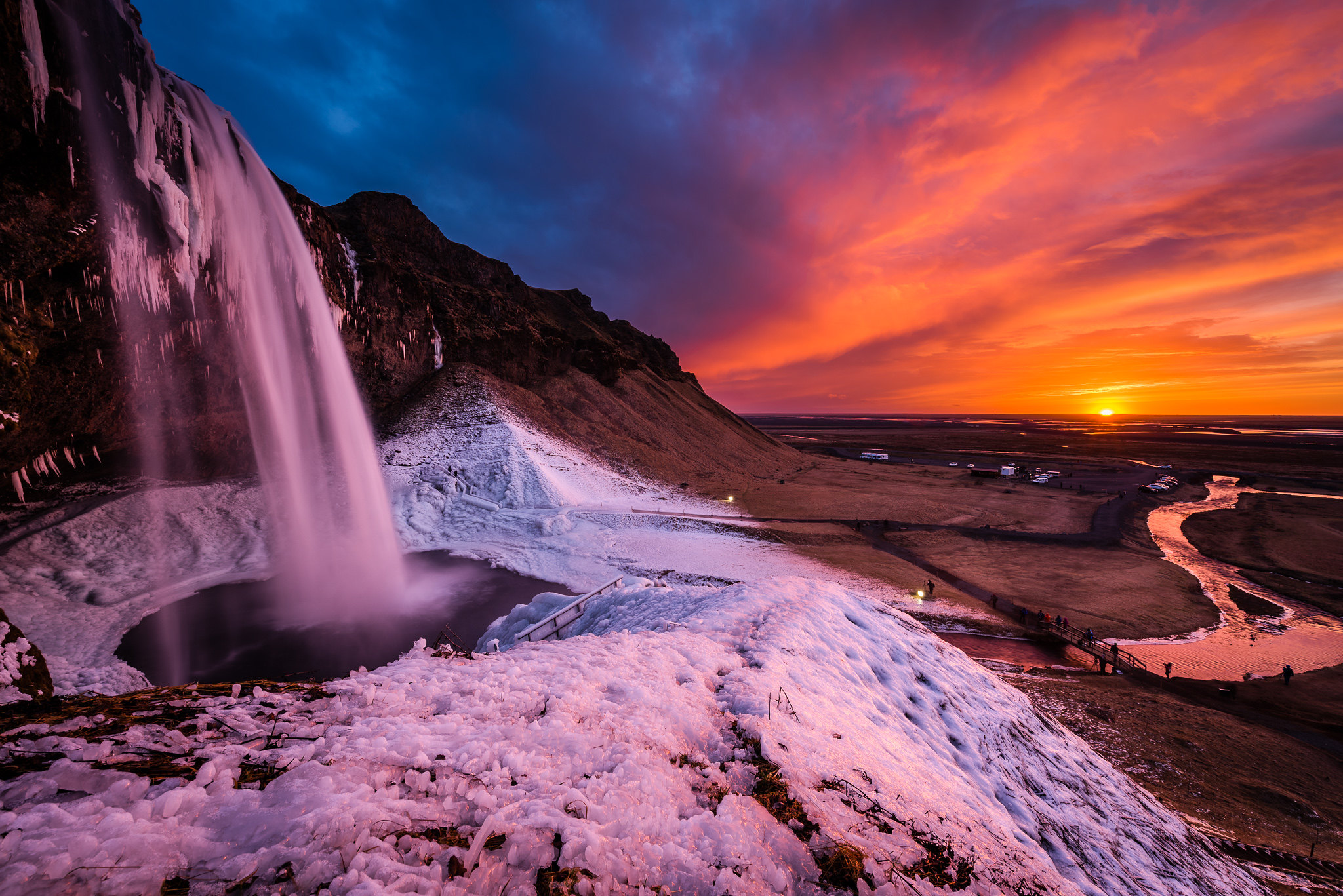 La cascade de Seljalandsfoss, cascade emblématique d'Islande la cascade de seljalandsfoss cascade emblematique d islande 6 la-cascade-de-seljalandsfoss-cascade-emblematique-d-islande-6