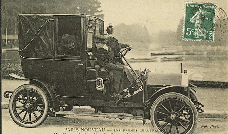 Madame Inès Decourcelle, première femme chauffeur de taxi à Paris madame ines decourcelle premiere femme chauffeur de taxi a paris 2 madame-ines-decourcelle-premiere-femme-chauffeur-de-taxi-a-paris-2
