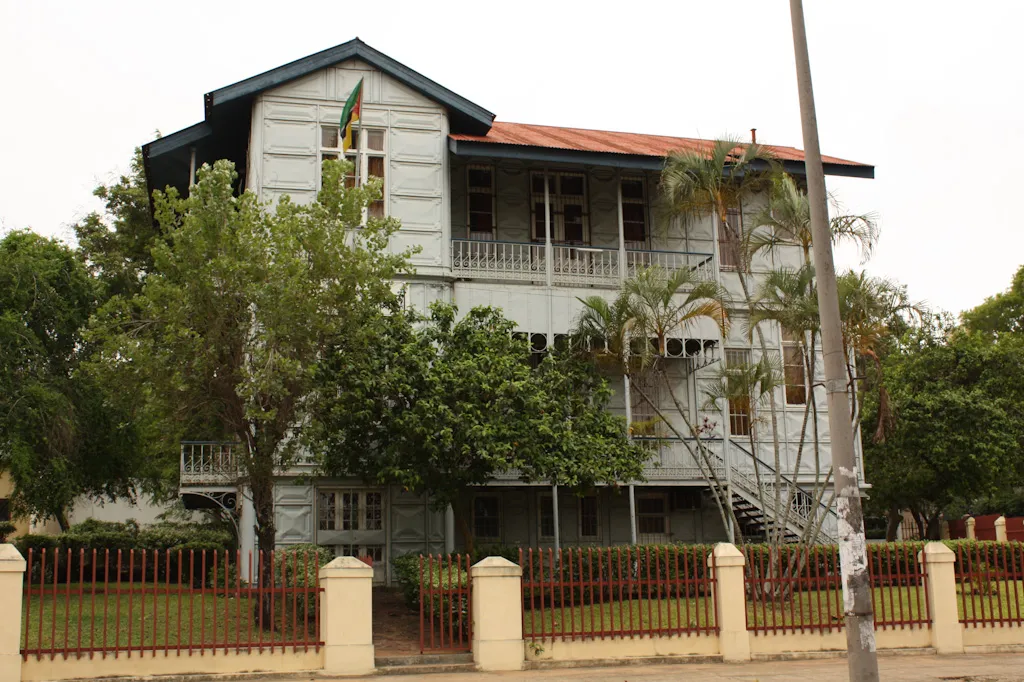 Casa de Ferro, la maison de fer de Maputo au Mozambique casa de ferro la maison de fer de maputo au mozambique 3 casa-de-ferro-la-maison-de-fer-de-maputo-au-mozambique-3
