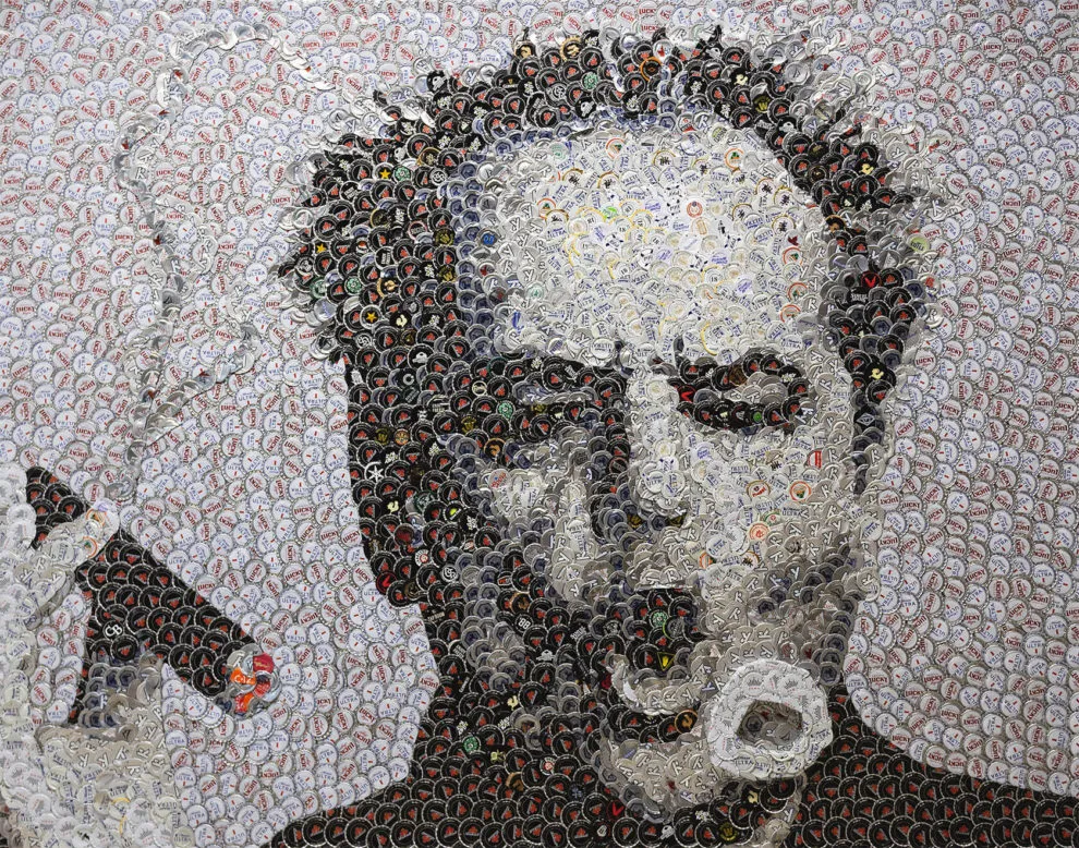 Des tableaux en capsules de bouteilles par Jeffrey A. Meszaro des tableaux en capsules de bouteilles par jeffrey a meszaro 14 jack nicholson des-tableaux-en-capsules-de-bouteilles-par-jeffrey-a-meszaro-14-jack-nicholson.