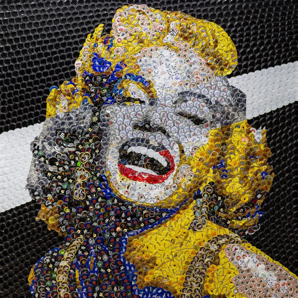 Des tableaux en capsules de bouteilles par Jeffrey A. Meszaro des tableaux en capsules de bouteilles par jeffrey a meszaro 15 marilyn monroe des-tableaux-en-capsules-de-bouteilles-par-jeffrey-a-meszaro-15-marilyn-monroe.