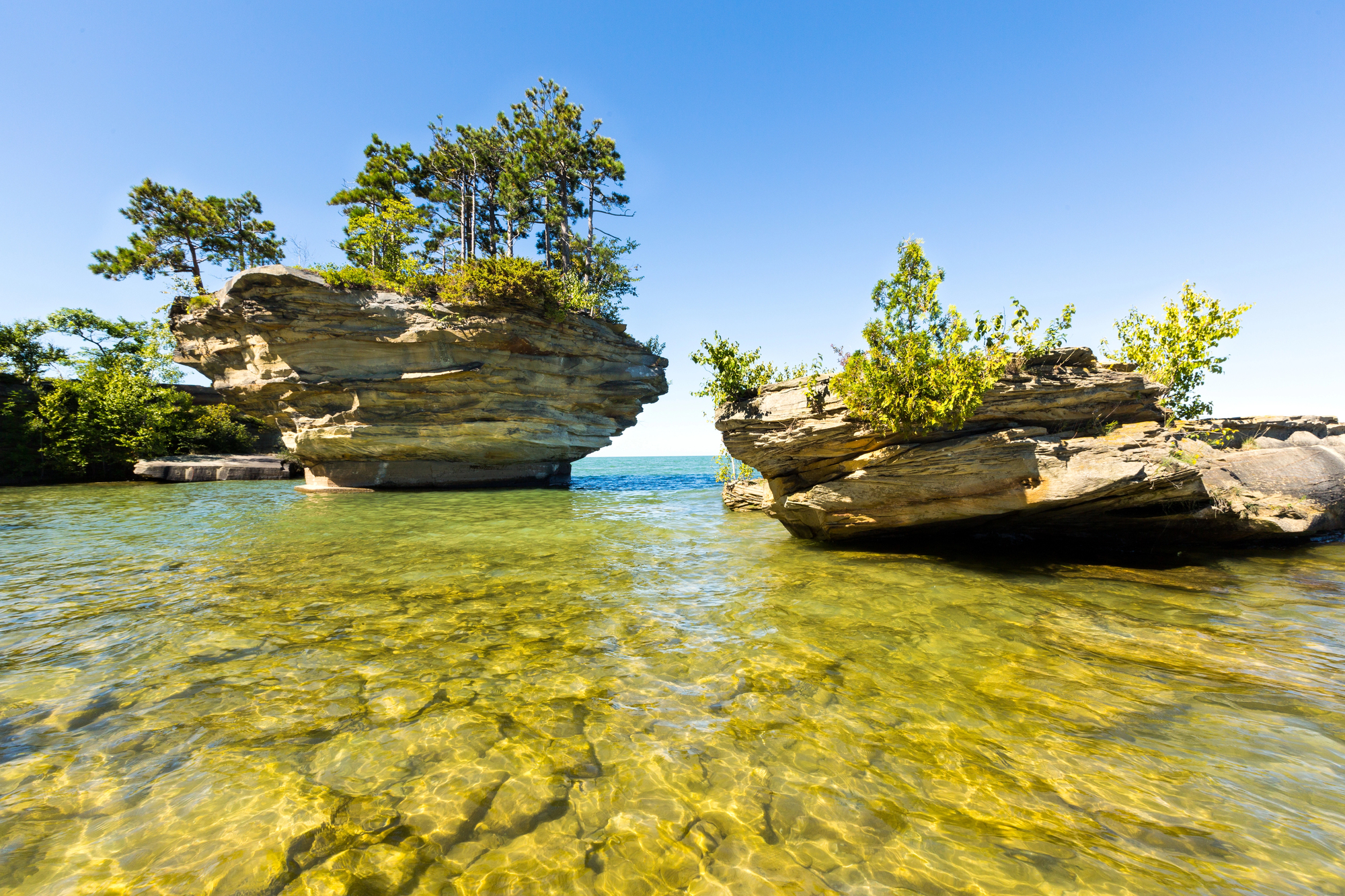 Turnip Rock : petit joyau naturel du Michigan turnip rock petit joyau naturel du michigan lac huron rocher navet 4 turnip-rock-petit-joyau-naturel-du-michigan-lac-huron-rocher-navet-4.