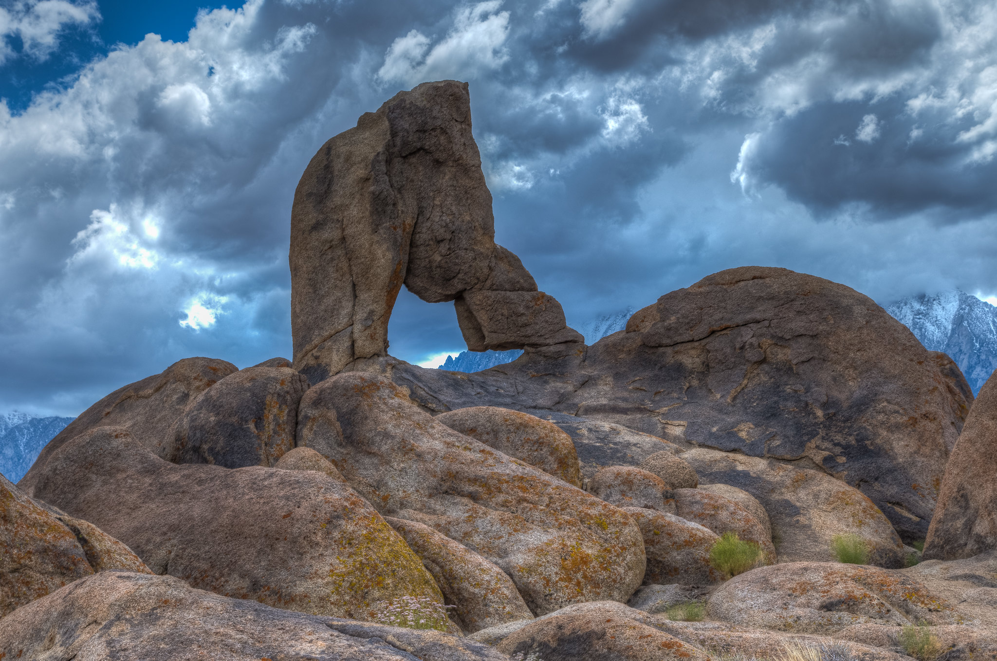 Alabama Hills : les formations rocheuses les plus filmées de Californie alabama hills les formations rocheuses les plus filmees de californie 4 alabama-hills-les-formations-rocheuses-les-plus-filmees-de-californie-4