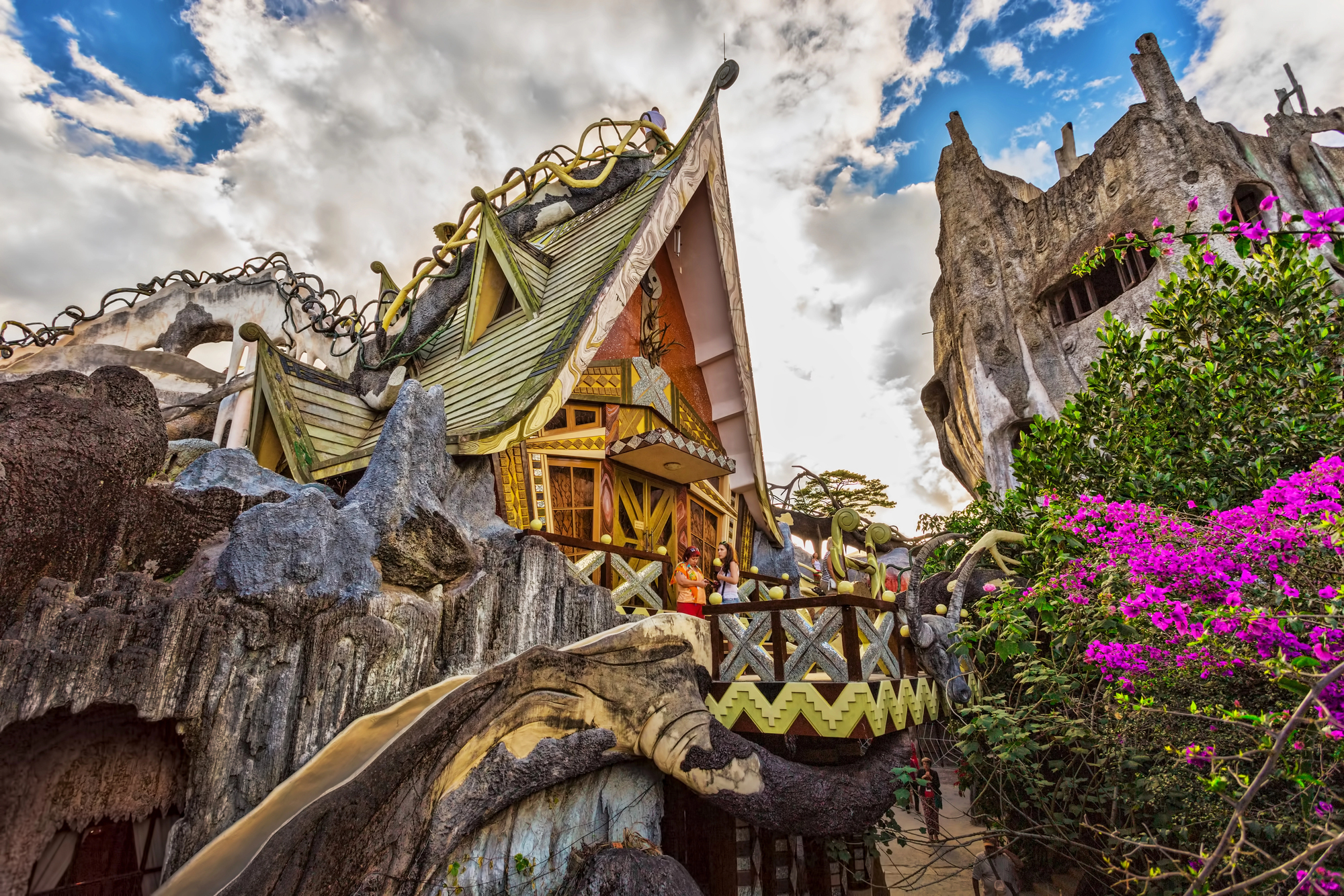 Biệt Thự Hằng Nga, la Maison Folle du Vietnam biet thu hang nga la maison folle du vietnam crazzy house da lat 2 iet-thu-hang-nga-la-maison-folle-du-vietnam-crazzy-house-da-lat-2