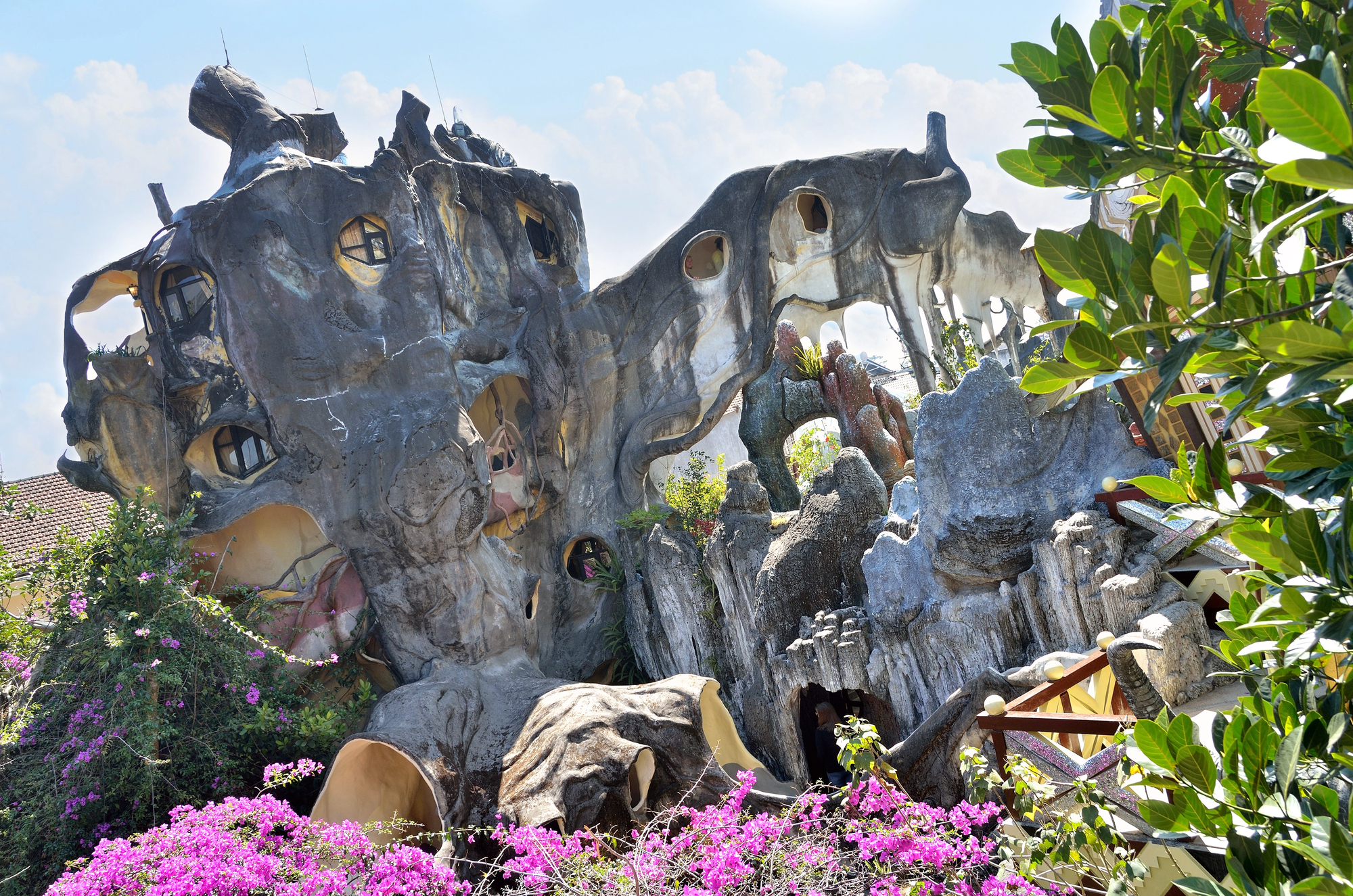 Biệt Thự Hằng Nga, la Maison Folle du Vietnam biet thu hang nga la maison folle du vietnam crazzy house da lat 8 biet-thu-hang-nga-la-maison-folle-du-vietnam-crazzy-house-da-lat-8