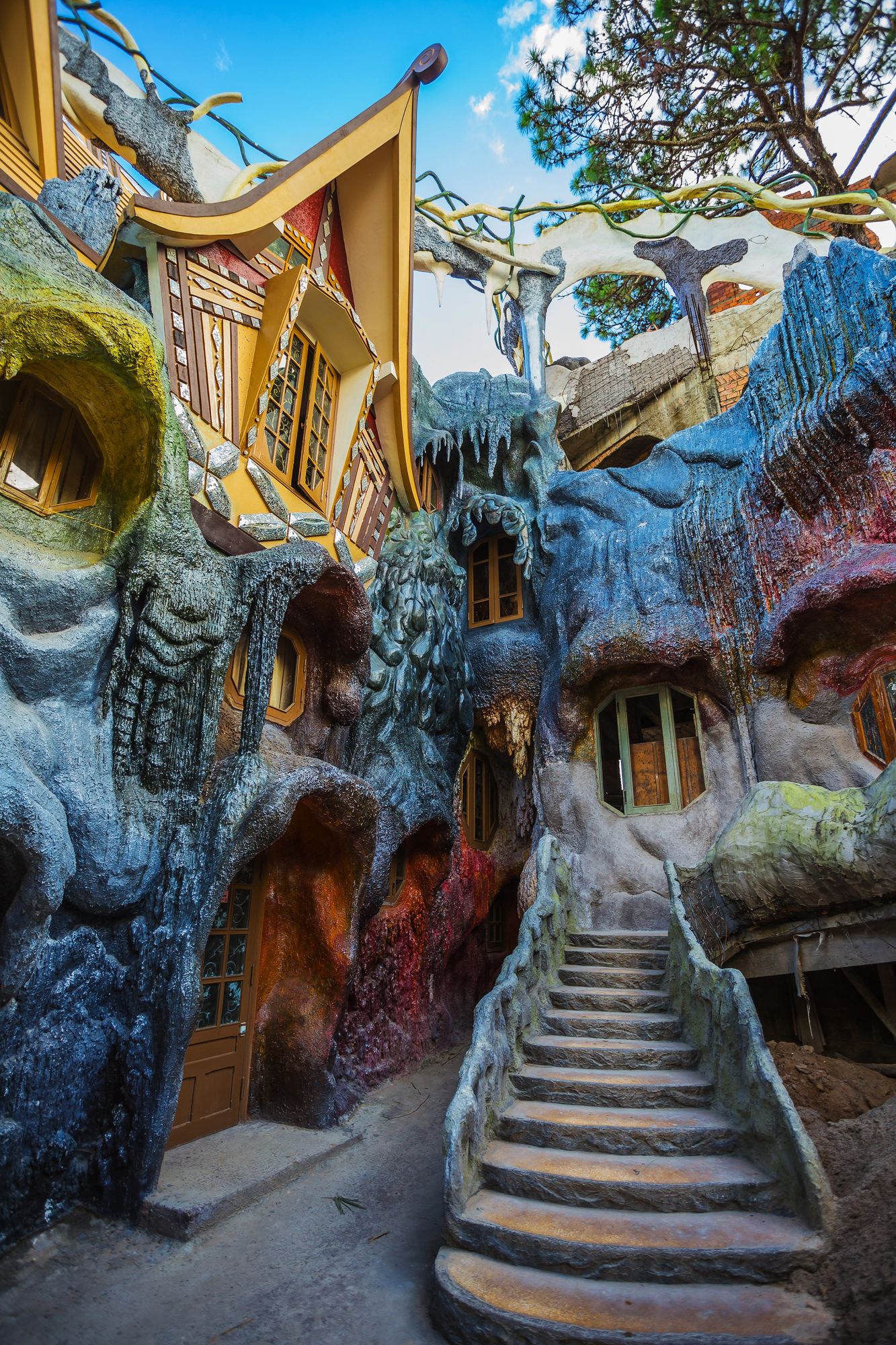 Biệt Thự Hằng Nga, la Maison Folle du Vietnam biet thu hang nga la maison folle du vietnam crazzy house da lat 9 biet-thu-hang-nga-la-maison-folle-du-vietnam-crazzy-house-da-lat-9.