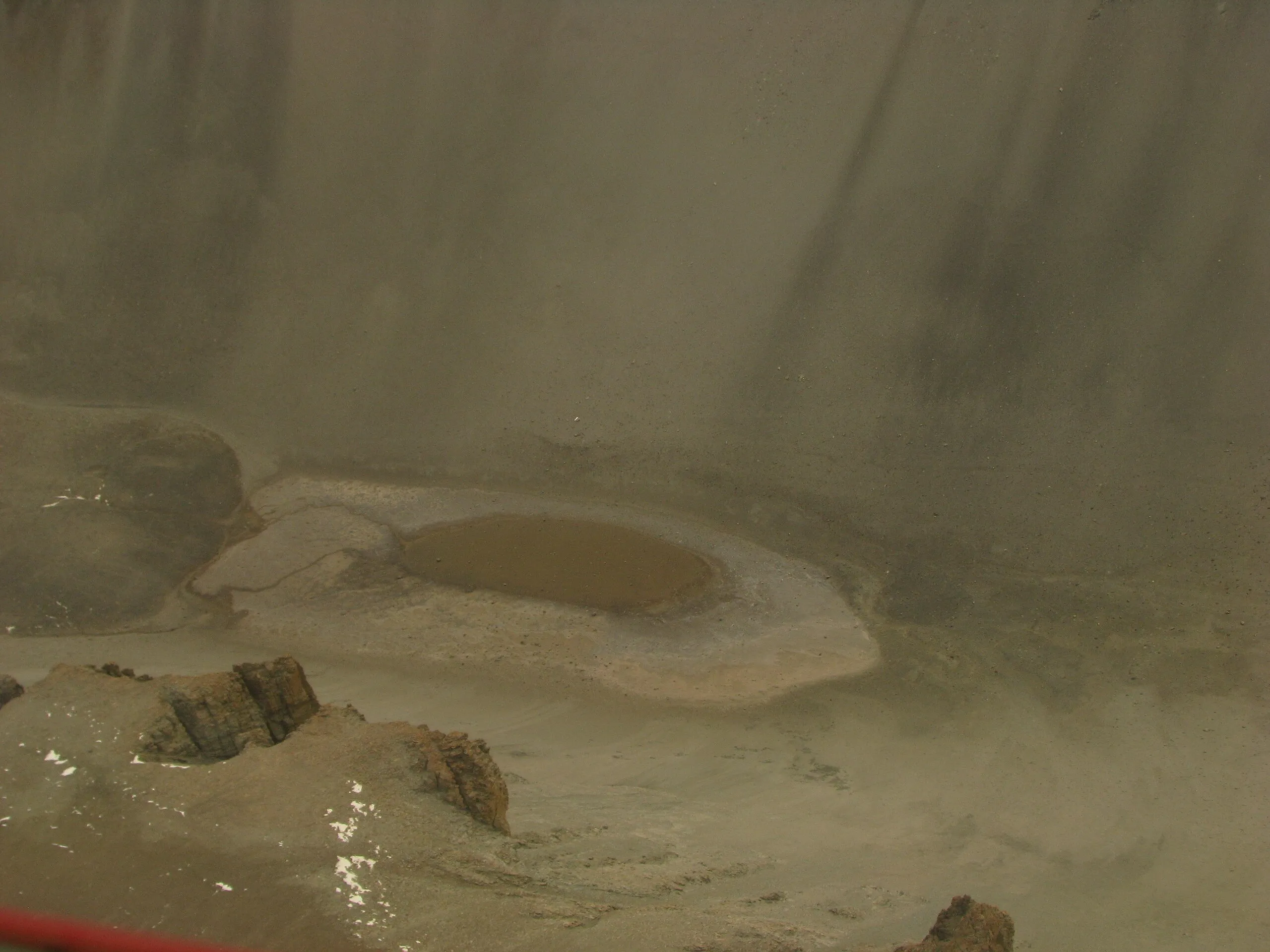 Le lac Don Juan, lac salé qui ne gèle jamais le lac don juan lac le plus sale du monde qui ne gele jamais 4 le-lac-don-juan-lac-le-plus-sale-du-monde-qui-ne-gele-jamais-4