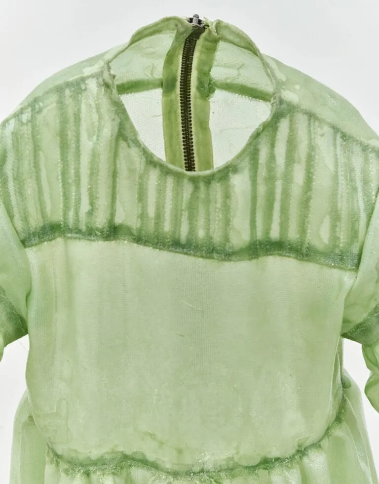 Actress: les robes fantomatiques de Brandon Morris actress les robes fantomatiques de brandon morris 5 actress-les-robes-fantomatiques-de-brandon-morris-5