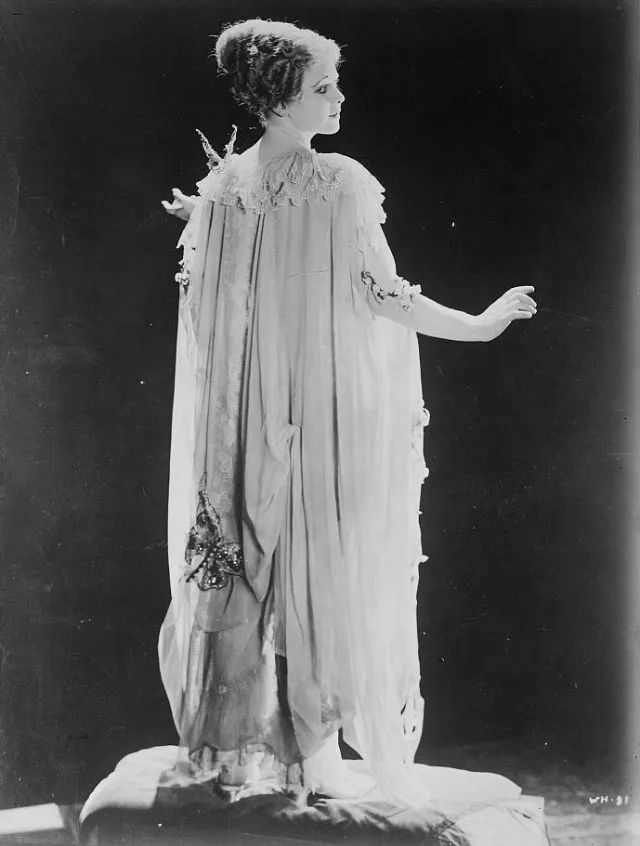 30 portraits de Wanda Hawley, étoile oubliée du cinéma muet 30 portraits de wanda hawley etoile oubliee du cinema muet 10 30-portraits-de-wanda-hawley-etoile-oubliee-du-cinema-muet-10