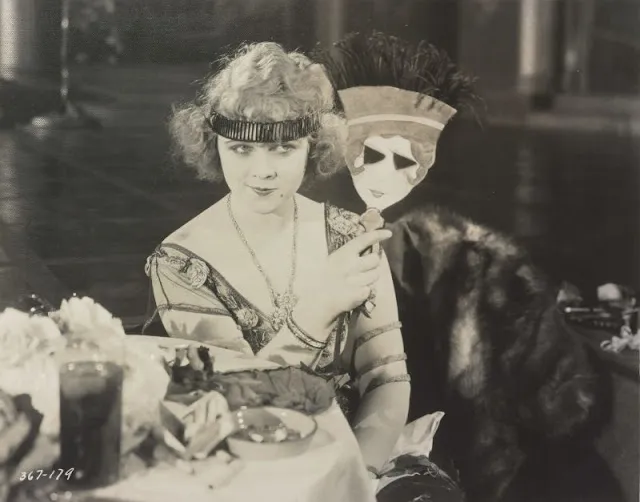 30 portraits de Wanda Hawley, étoile oubliée du cinéma muet 30 portraits de wanda hawley etoile oubliee du cinema muet 19 30-portraits-de-wanda-hawley-etoile-oubliee-du-cinema-muet-19