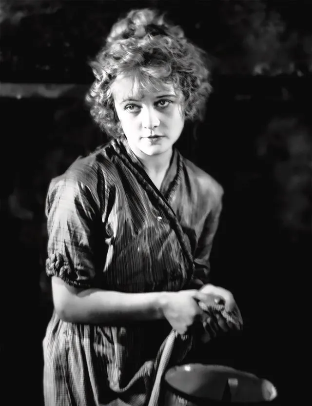 30 portraits de Wanda Hawley, étoile oubliée du cinéma muet 30 portraits de wanda hawley etoile oubliee du cinema muet 29 30-portraits-de-wanda-hawley-etoile-oubliee-du-cinema-muet-29