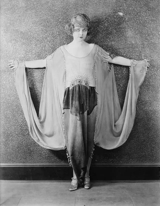 30 portraits de Wanda Hawley, étoile oubliée du cinéma muet 30 portraits de wanda hawley etoile oubliee du cinema muet 8 30-portraits-de-wanda-hawley-etoile-oubliee-du-cinema-muet-8