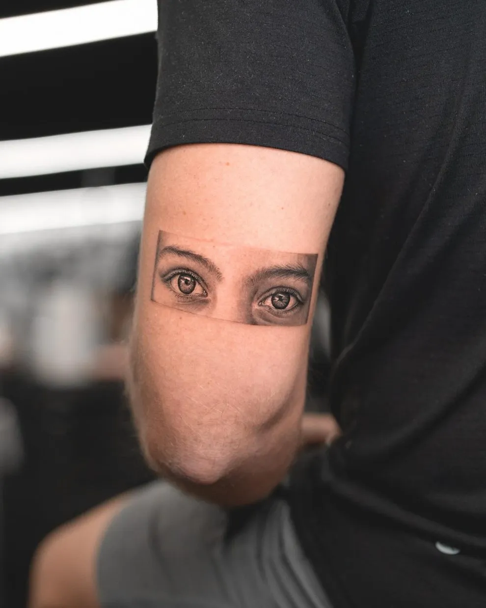 Tatu Panda, célèbre artiste du tatouage hyperréaliste de Miami Tatu panda celebre artiste du tatouage hyperrealiste de miami 20 Tatu-panda-celebre-artiste-du-tatouage-hyperrealiste-de-miami-20