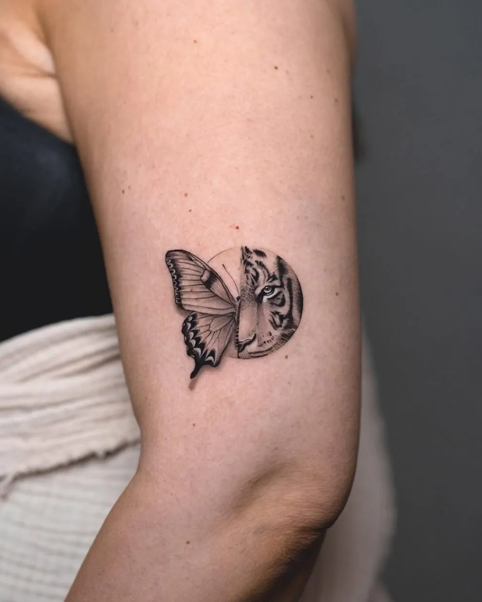 Tatu Panda, célèbre artiste du tatouage hyperréaliste de Miami Tatu panda celebre artiste du tatouage hyperrealiste de miami 21 Tatu-panda-celebre-artiste-du-tatouage-hyperrealiste-de-miami-21