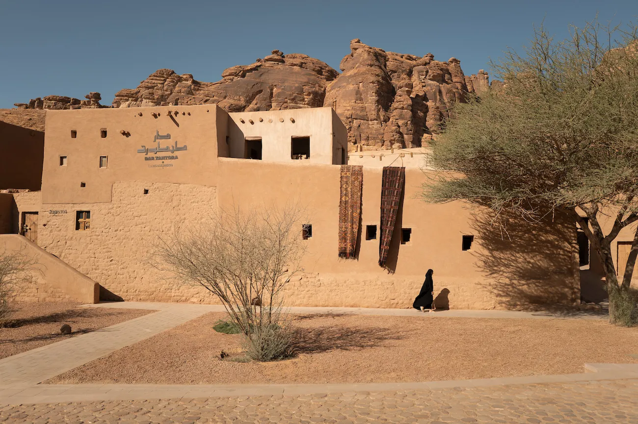 Dar Tantora The House Hotel : un hôtel insolite et authentique à AlUla, éclairé à la bougie dar tantora the house hotel un hotel insolite et authentique a alula eclaire a la bougie 10 dar-tantora-the-house-hotel-un-hotel-insolite-et-authentique-a-alula-eclaire-a-la-bougie-10