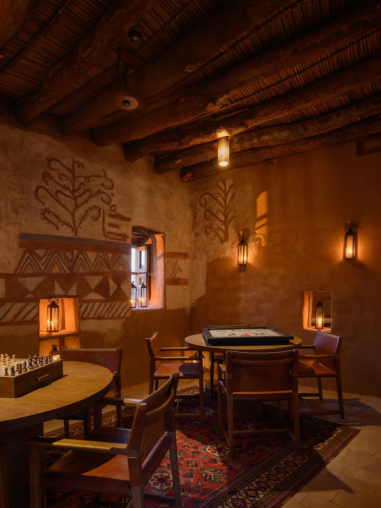 Dar Tantora The House Hotel : un hôtel insolite et authentique à AlUla, éclairé à la bougie dar tantora the house hotel un hotel insolite et authentique a alula eclaire a la bougie 6 dar-tantora-the-house-hotel-un-hotel-insolite-et-authentique-a-alula-eclaire-a-la-bougie-6