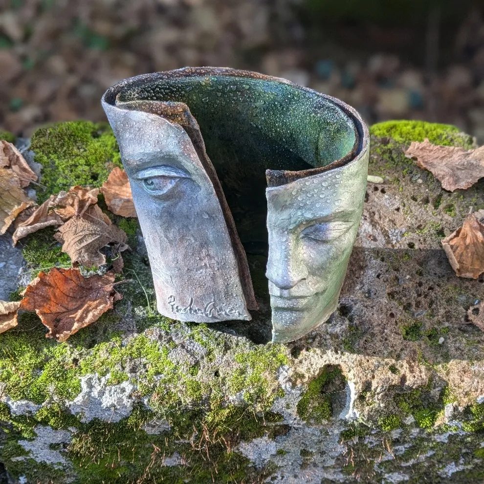 Des visages sculptés dans des pages : l'art étonnant de Paola Grizi des visages sculptes dans des pages lart etonnant de paola grizi 19 des-visages-sculptes-dans-des-pages-lart-etonnant-de-paola-grizi-19