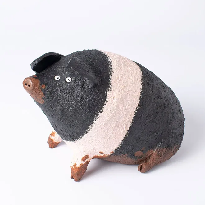 Helen Burgess, une artiste qui donne vie à des créatures rigolotes en céramique helen burgess une artiste qui donne vie a des creatures rigolotes en ceramique 17 helen-burgess-une-artiste-qui-donne-vie-a-des-creatures-rigolotes-en-ceramique-17-cochon
