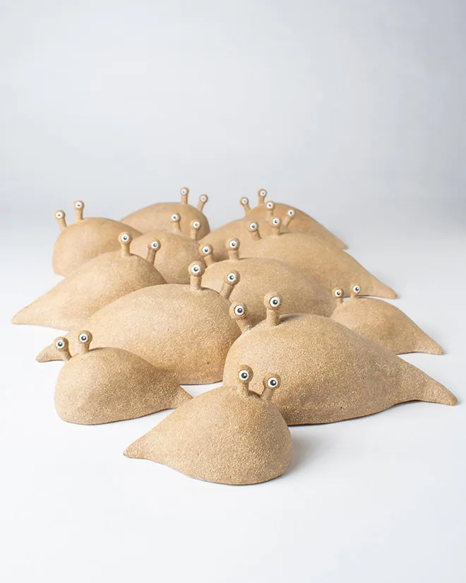 Helen Burgess, une artiste qui donne vie à des créatures rigolotes en céramique helen burgess une artiste qui donne vie a des creatures rigolotes en ceramique 9 helen-burgess-une-artiste-qui-donne-vie-a-des-creatures-rigolotes-en-ceramique-9