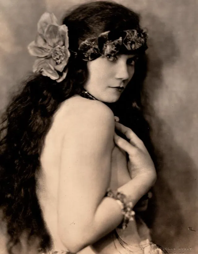 35 portraits d'Ann Pennington dans les années 1910 et 1920 35 portraits dann pennington dans les annees 1910 et 1920 23 35-portraits-dann-pennington-dans-les-annees-1910-et-1920-22