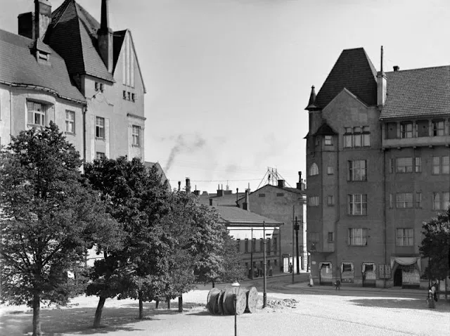 Retour à Helsinki en 1908 : une ville figée dans le temps par un photographe talentueux retour a helsinki en 1908 une ville figee dans le temps par un photographe talentueux 16 retour-a-helsinki-en-1908-une-ville-figee-dans-le-temps-par-un-photographe-talentueux-16
