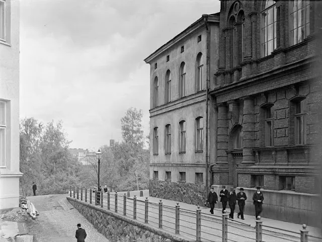 Retour à Helsinki en 1908 : une ville figée dans le temps par un photographe talentueux retour a helsinki en 1908 une ville figee dans le temps par un photographe talentueux 21 retour-a-helsinki-en-1908-une-ville-figee-dans-le-temps-par-un-photographe-talentueux-21
