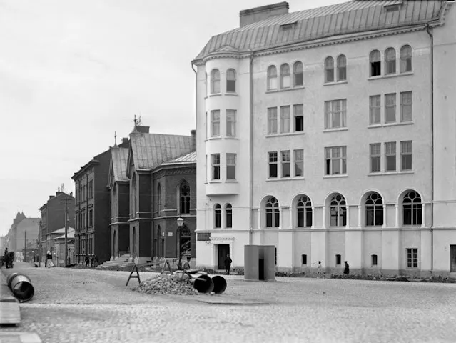 Retour à Helsinki en 1908 : une ville figée dans le temps par un photographe talentueux retour a helsinki en 1908 une ville figee dans le temps par un photographe talentueux 9 retour-a-helsinki-en-1908-une-ville-figee-dans-le-temps-par-un-photographe-talentueux-9