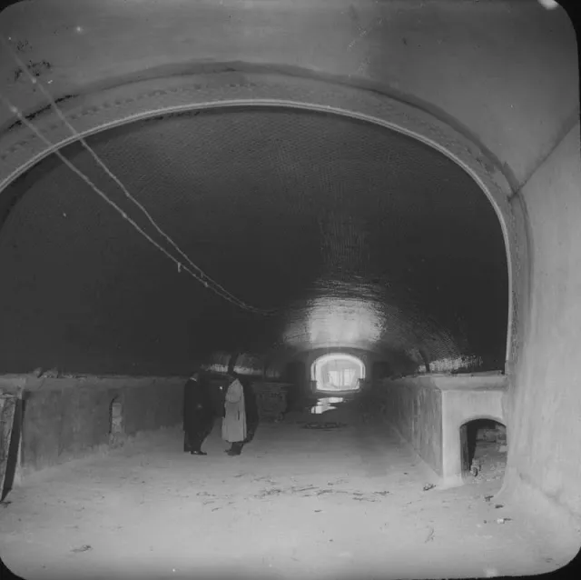 La construction du métro de Paris en 40 clichés d'époque la construction du metro de paris en 40 cliches depoque 27 la-construction-du-metro-de-paris-en-40-cliches-depoque-27