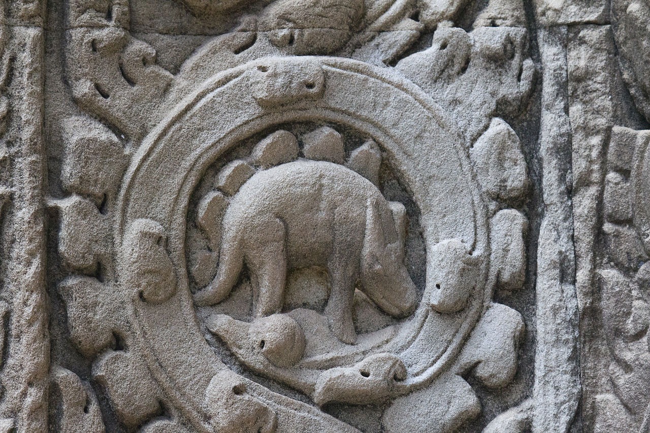 Le stégosaure de Ta Prohm : mythe khmer ou dinosaure sculpté ? le stegosaure de ta prohm mythe khmer ou dinosaure sculpte 1 le-stegosaure-de-ta-prohm-mythe-khmer-ou-dinosaure-sculpte-1
