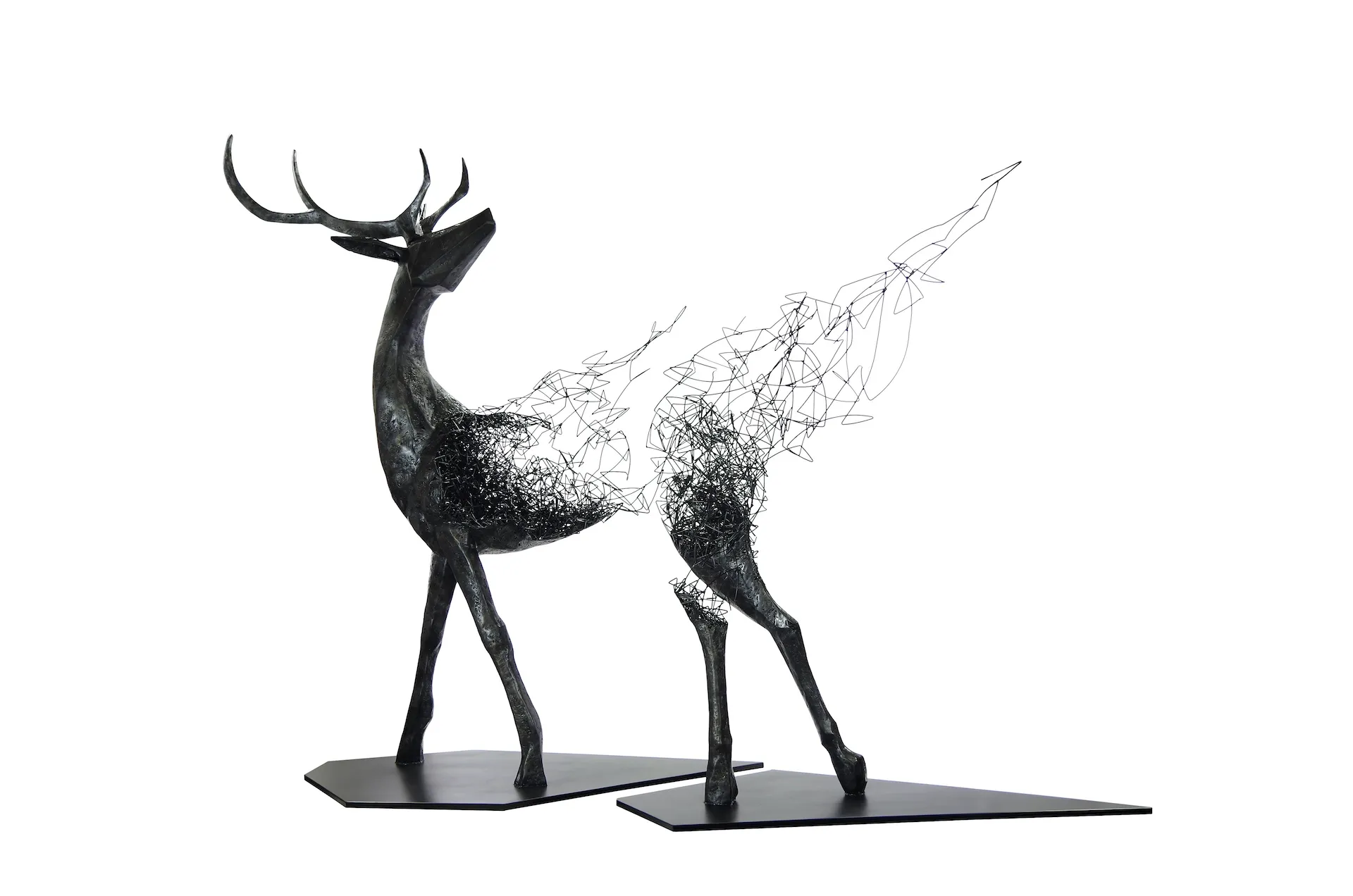 Tomohiro Inaba : le sculpteur japonais qui transforme le fer en rêve évanescent tomohiro inaba le sculpteur japonais qui transforme le fer en reve evanescent 7 tomohiro-inaba-le-sculpteur-japonais-qui-transforme-le-fer-en-reve-evanescent-7