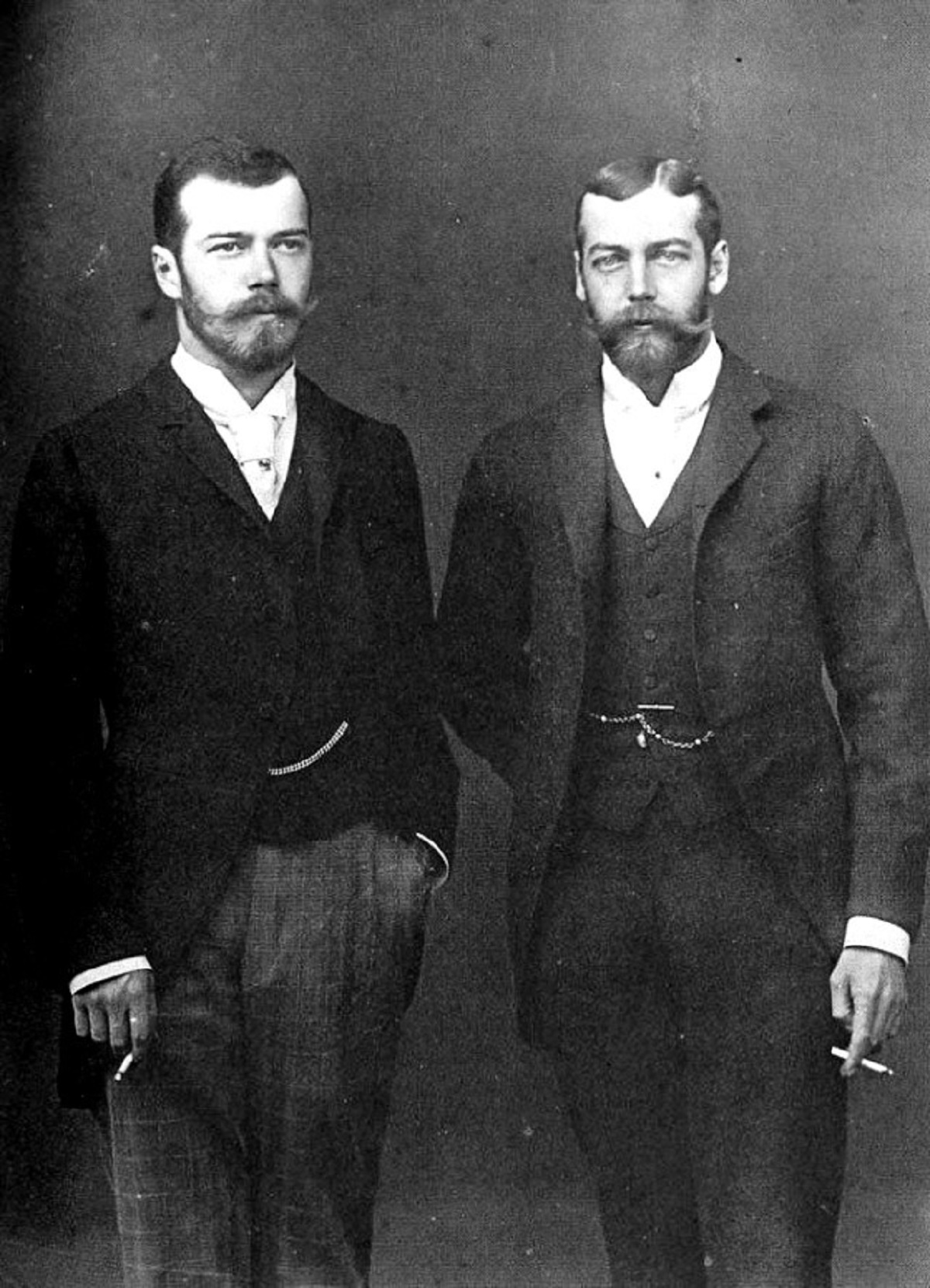 George V et Nicolas II : cousins, sosies et tragédies impériales george v et nicholas ii 5 george-v-et-nicholas-ii-5