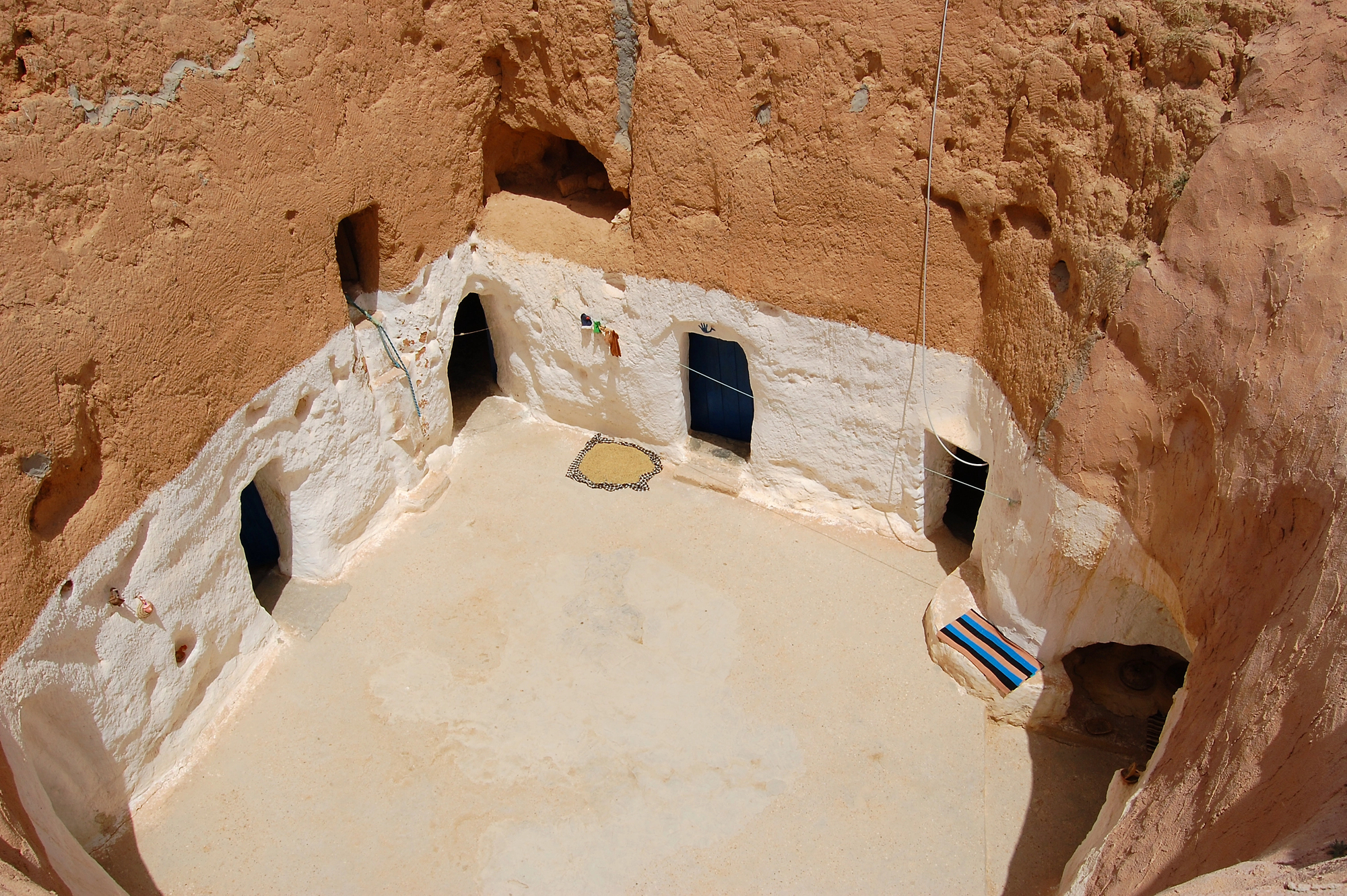Les maisons troglodytes de Matmata : un décor de Star Wars bien réel les maisons troglodytes de matmata un decor de star wars bien reel 5 les-maisons-troglodytes-de-matmata-un-decor-de-star-wars-bien-reel-5