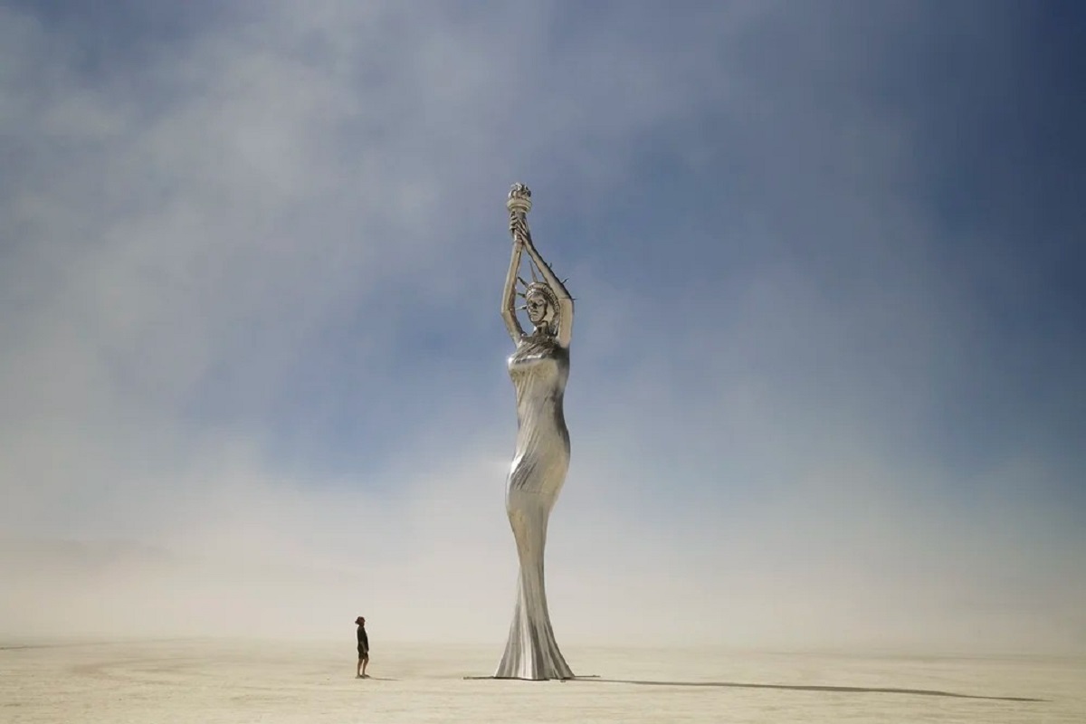 Michael Benisty : la sculpture miroir comme miroir de l’âme michael benisty la sculpture miroir comme miroir de l ame 1 michael-benisty-la-sculpture-miroir-comme-miroir-de-l-ame-1