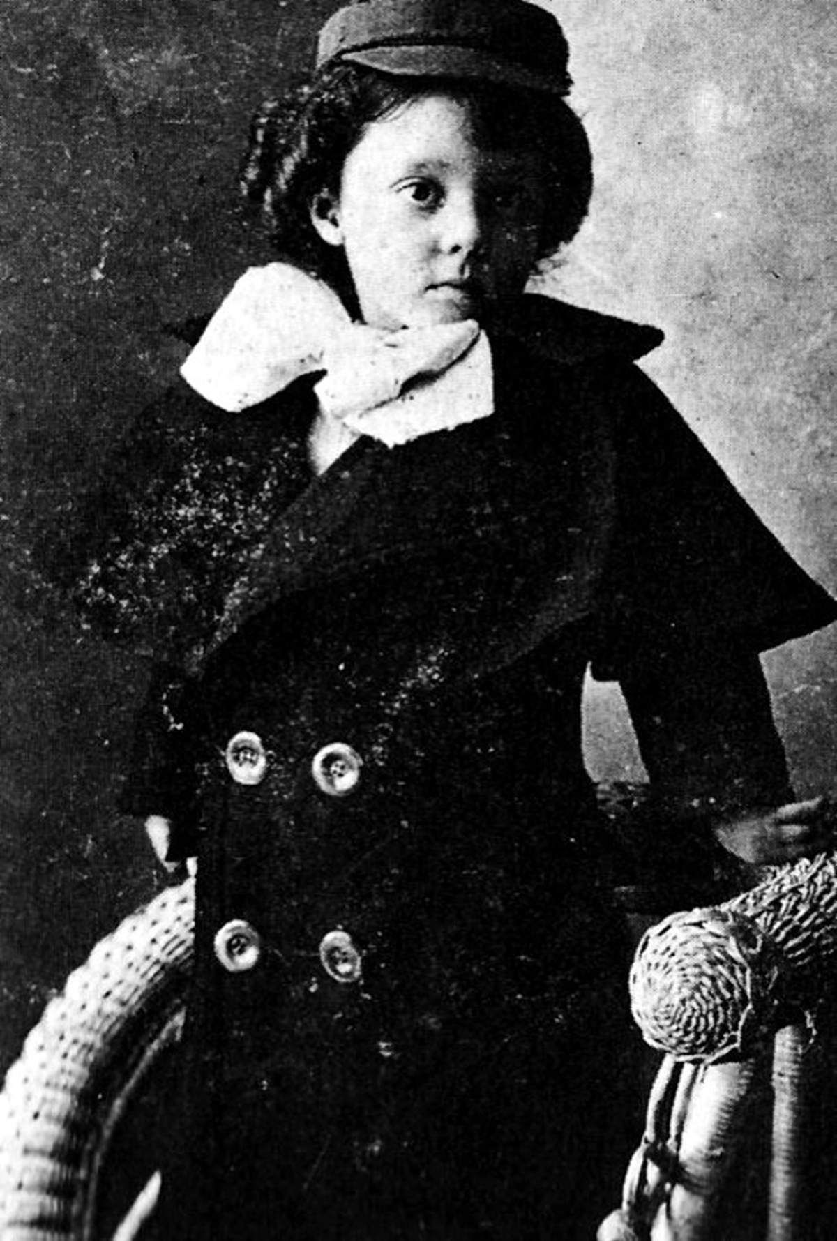 Buster Keaton enfant : 20 photos rares qui racontent la naissance d’un génie du gag buster keaton enfant 20 photos rares qui racontent la naissance dun genie du gag 5 buster-keaton-enfant-20-photos-rares-qui-racontent-la-naissance-dun-genie-du-gag-5