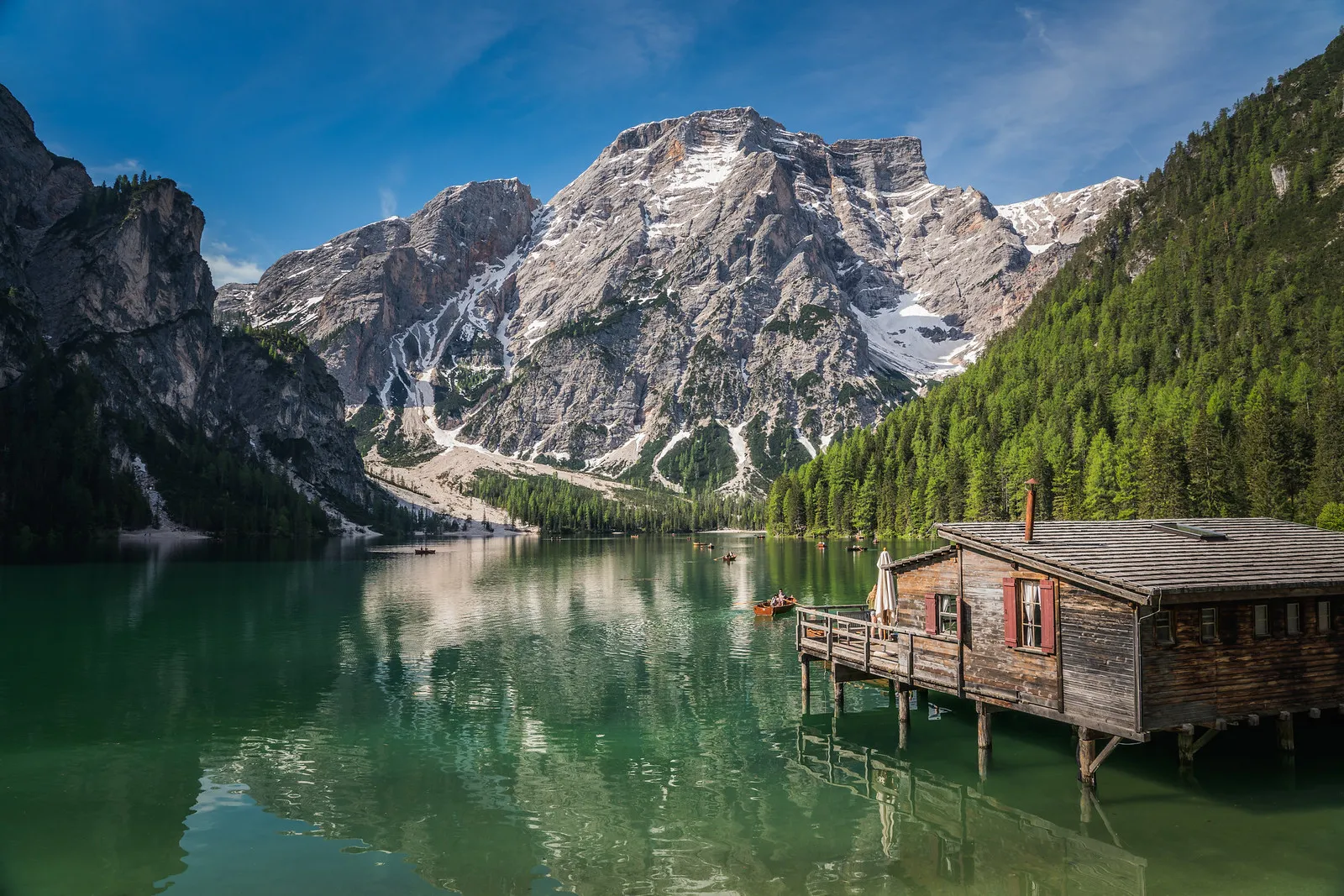 Lac de Braies : légendes, beauté et sérénité au cœur des Dolomites lac de braies dolomites italie 7 lac-de-braies-dolomites-italie-7