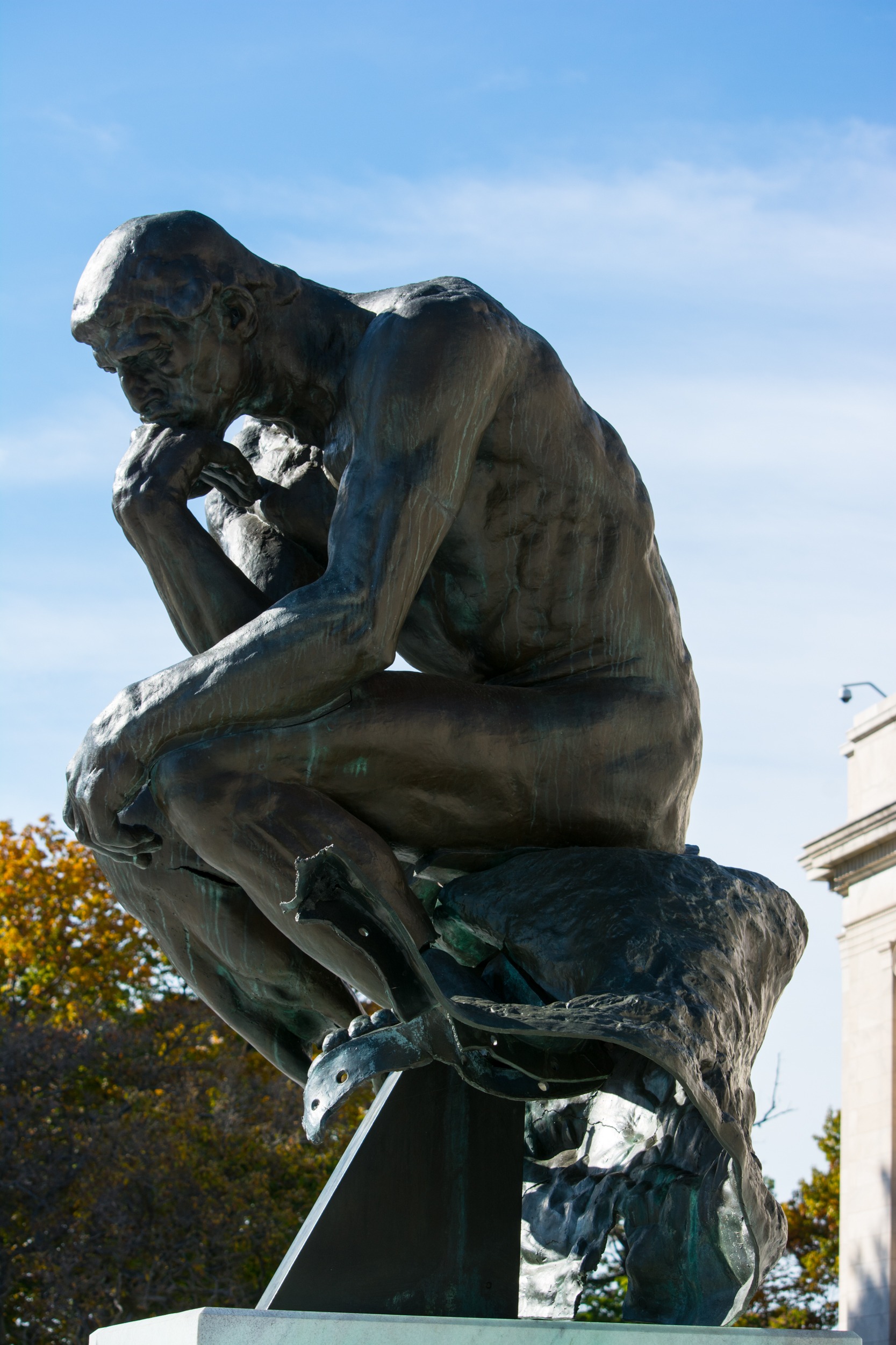 Le Penseur de Cleveland : quand Rodin résiste à une bombe le penseur de cleveland quand rodin resiste a une bombe 1 le-penseur-de-cleveland-quand-rodin-resiste-a-une-bombe-1
