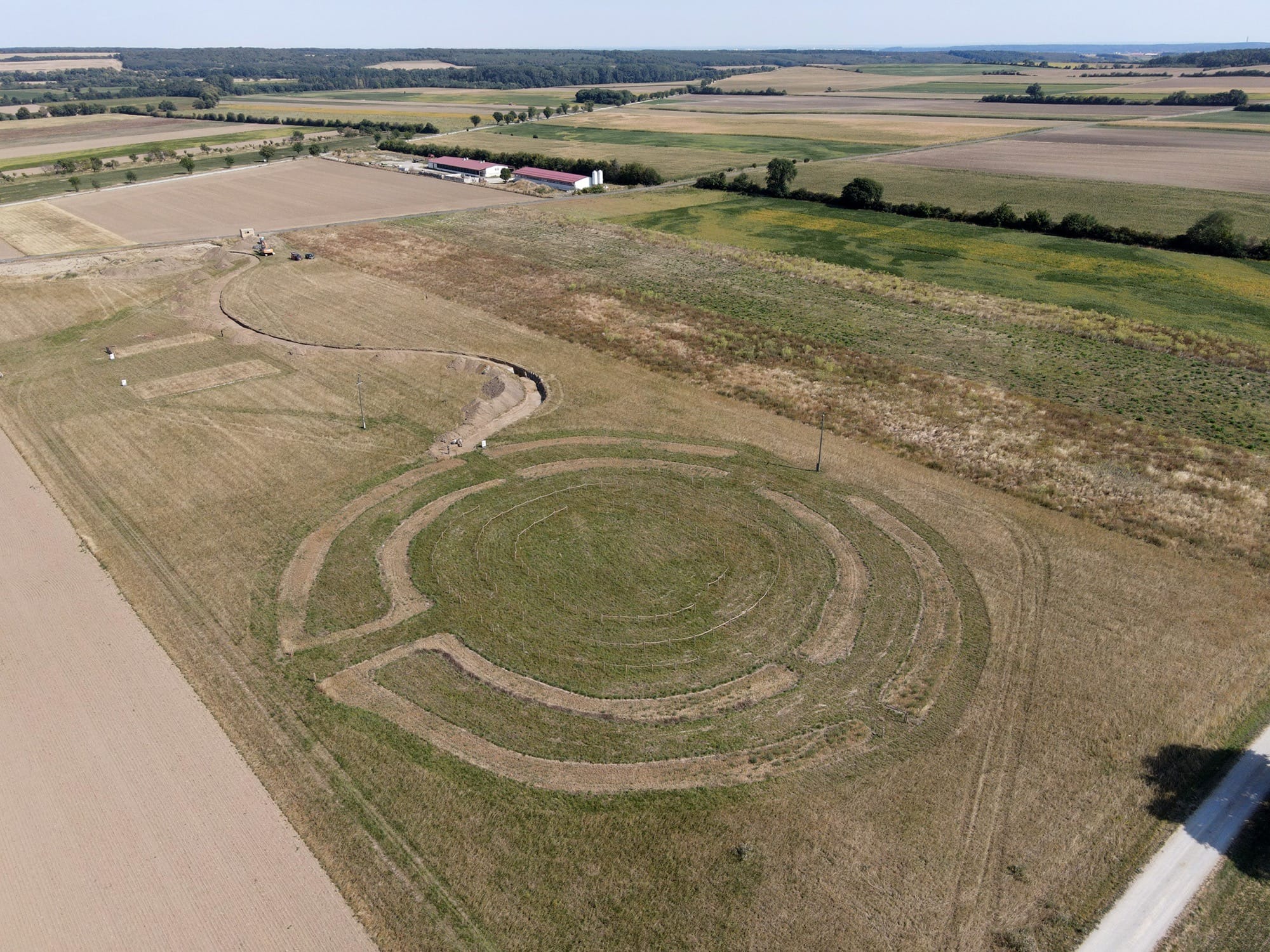 Plus anciens que Stonehenge, des monuments néolithiques circulaires de 6500 ans en Autriche monuments neolithiques circulaires autriche burgenland 1 monuments-neolithiques-circulaires-autriche-burgenland-1