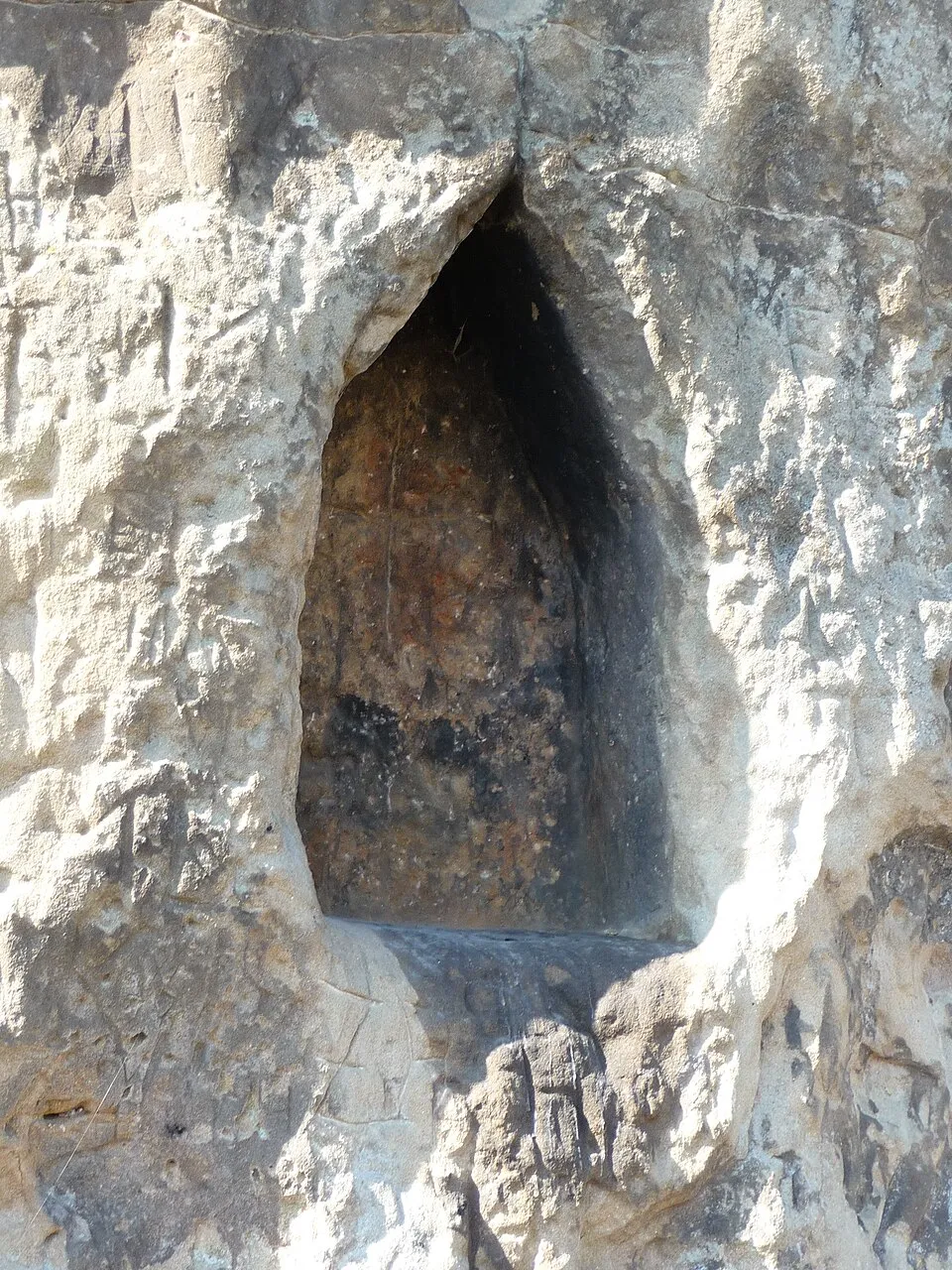 Gollenstein : le menhir géant d’Allemagne que la guerre a brisé… avant de ressusciter gollenstein menhir geant allemagne 3 gollenstein-menhir-geant-allemagne-3