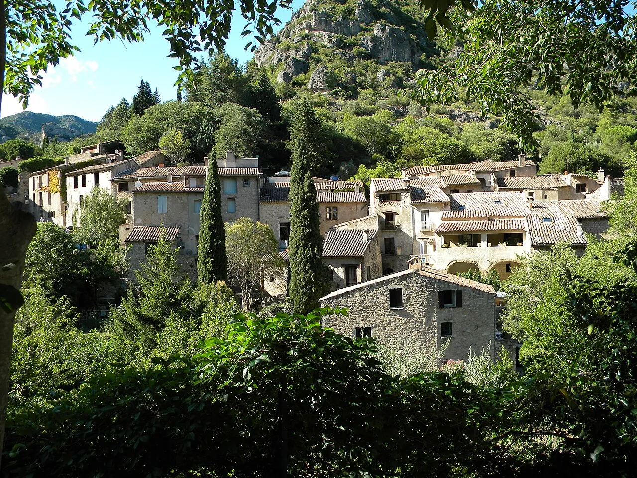Saint-Guilhem-le-Désert : joyau médiéval et nature sauvage dans les gorges de l’Hérault saint guilhem le desert gorges herault 3 saint-guilhem-le-desert-gorges-herault-3