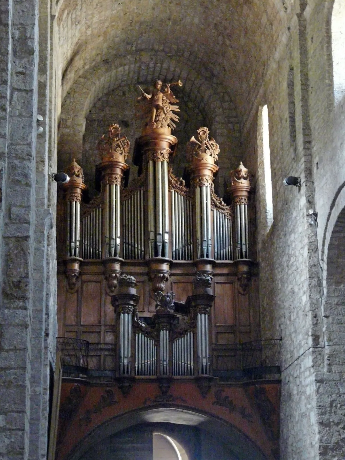 Saint-Guilhem-le-Désert : joyau médiéval et nature sauvage dans les gorges de l’Hérault saint guilhem le desert gorges herault 5 saint-guilhem-le-desert-gorges-herault-5