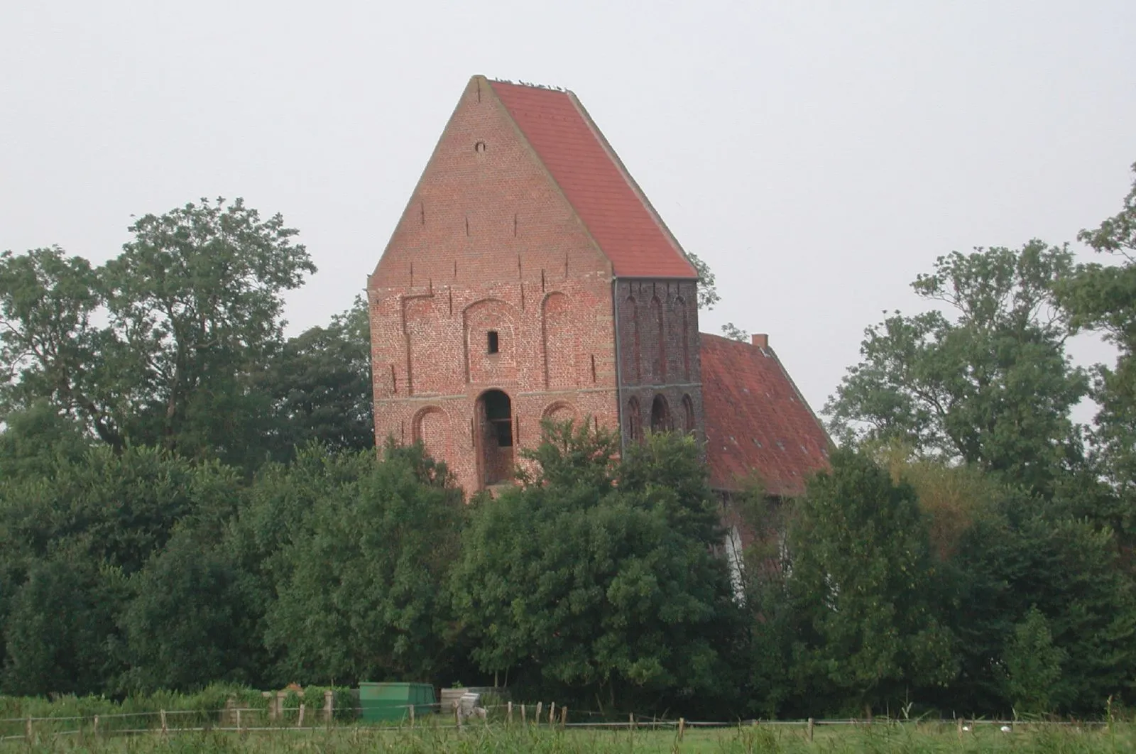 la tour penchee de suurhusen leglise allemande plus penchee que pise 2 la tour penchee de suurhusen leglise allemande plus penchee que pise 2